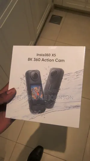 Insta360 X5