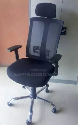 Swivel Office Chair With Adjustable Hand and Headrest