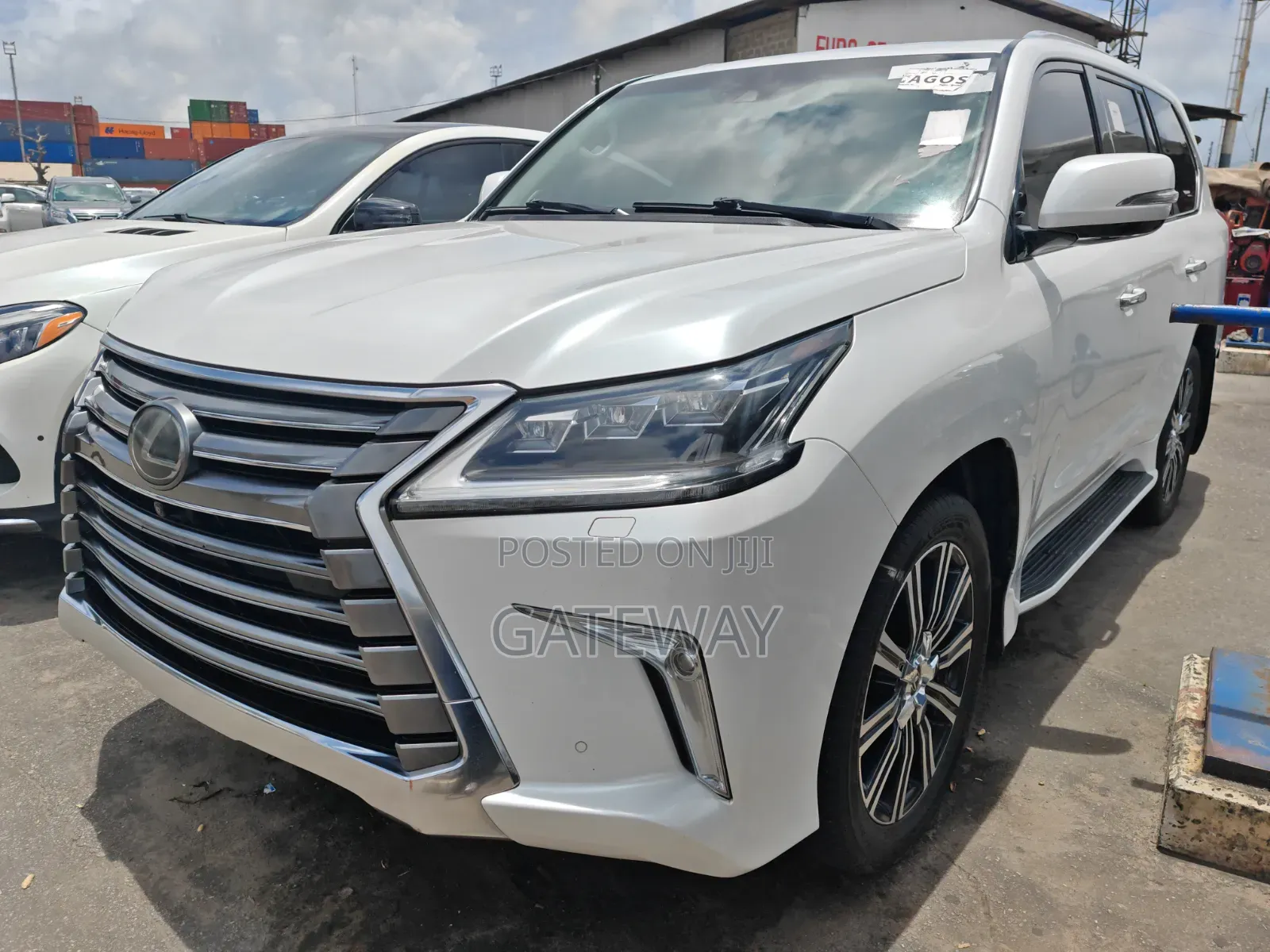 Lexus LX 2019 White