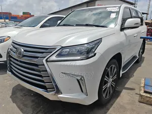 Lexus LX 2019 White