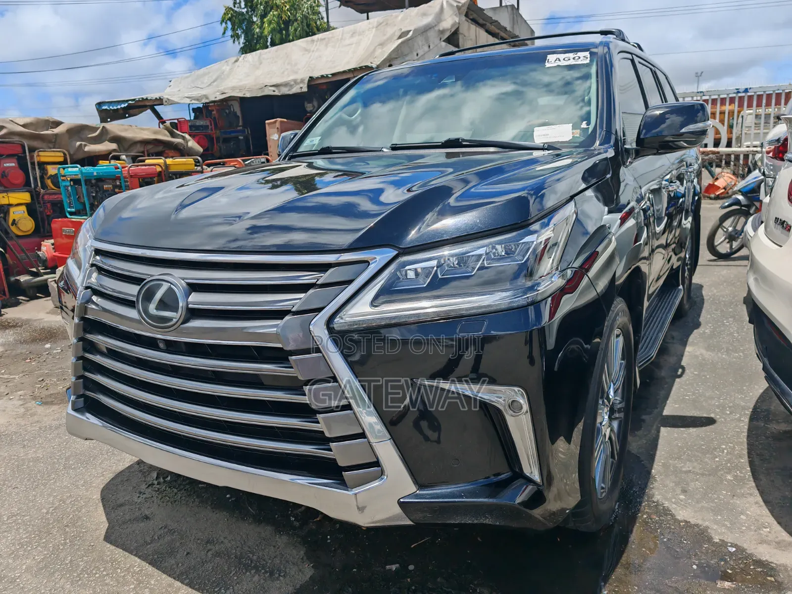 Lexus LX 2016 Black