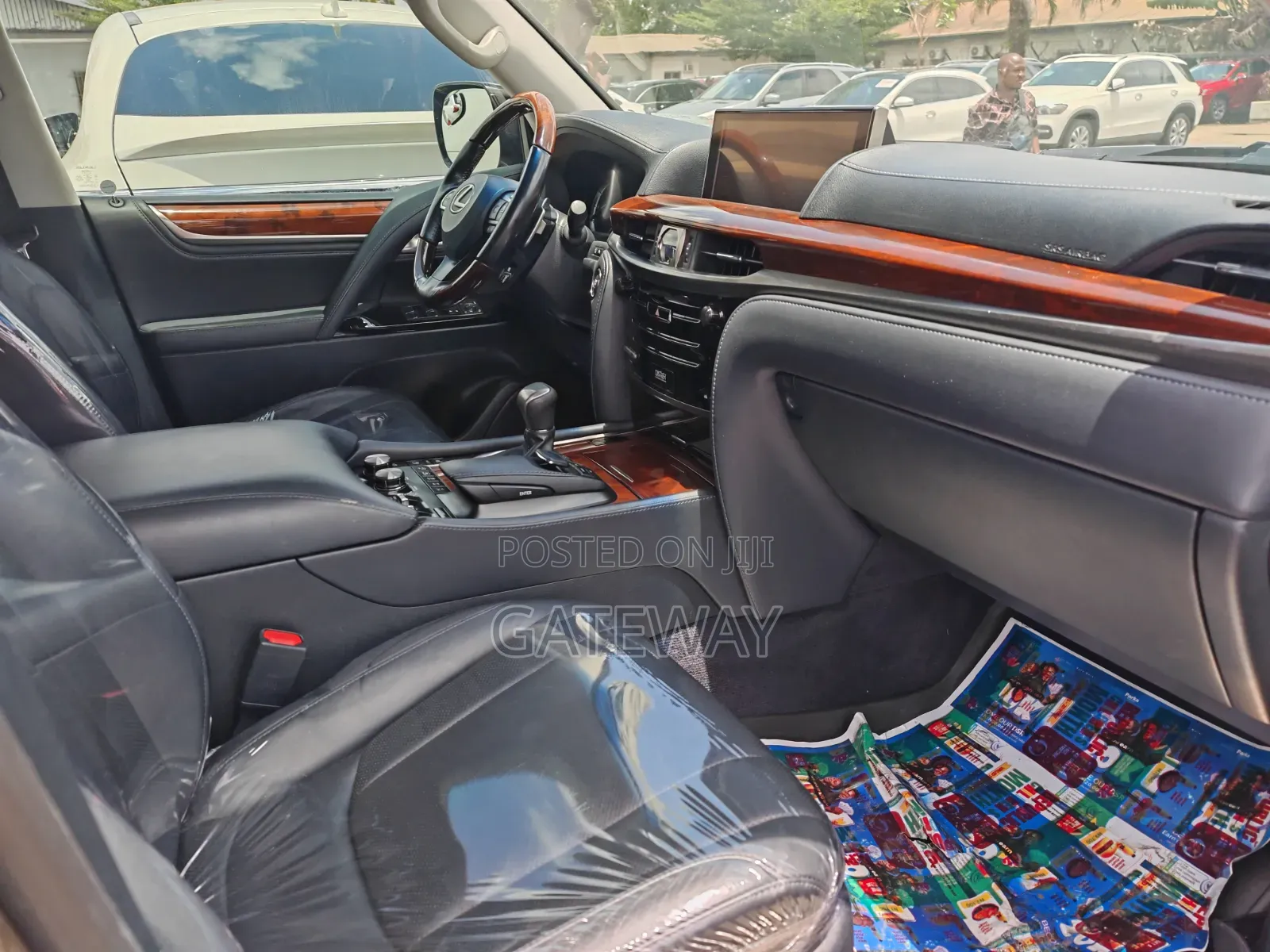 Lexus LX 2016 Black