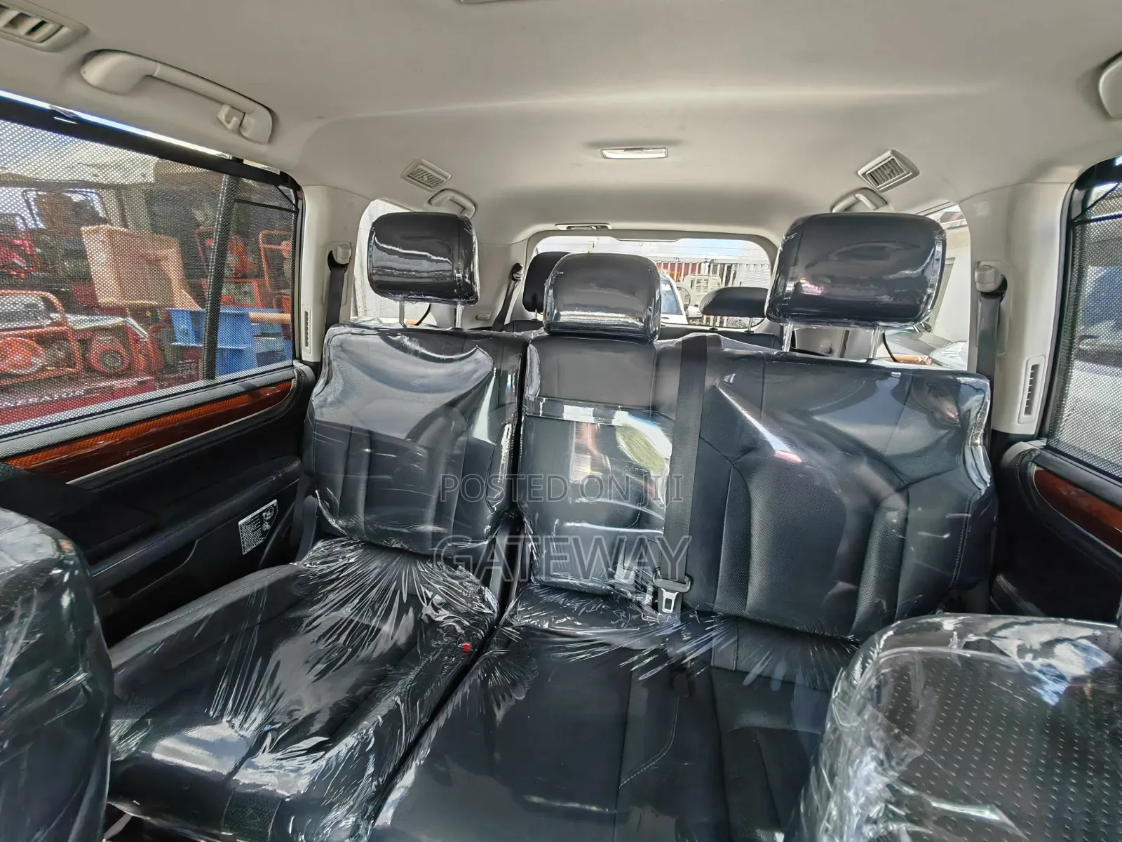 Lexus LX 2016 Black