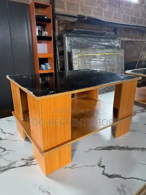 SM Center Table