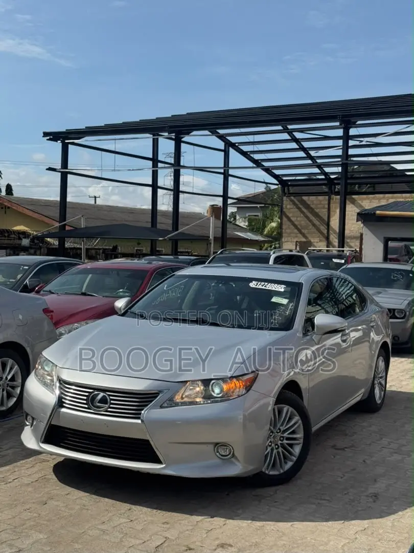Lexus ES 2015 Silver