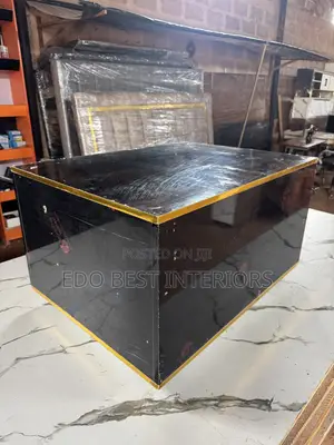 All Edged Silled Coffee Table