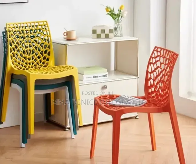 Modern Stackable Plastic Chair – Elegant Decorative Dining Chair