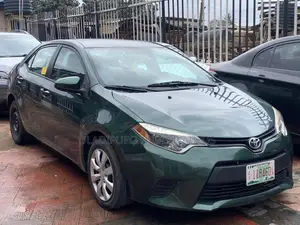 Toyota Corolla 2014 Green