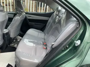 Toyota Corolla 2014 Green