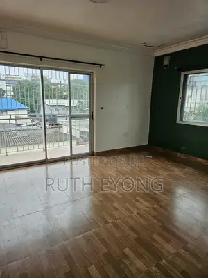 3bdrm Apartment in Victoria Island for rent