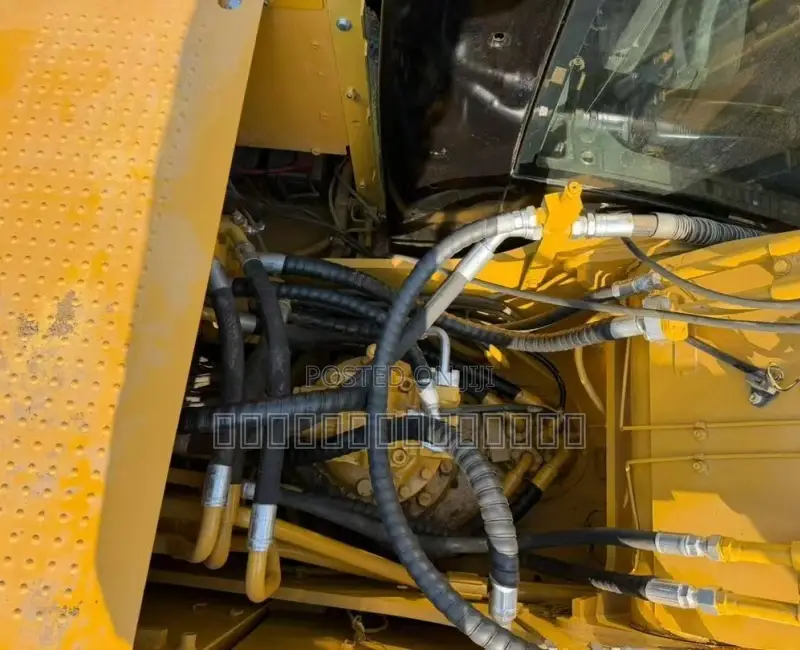 Good Condition Caterpillar 320D2L