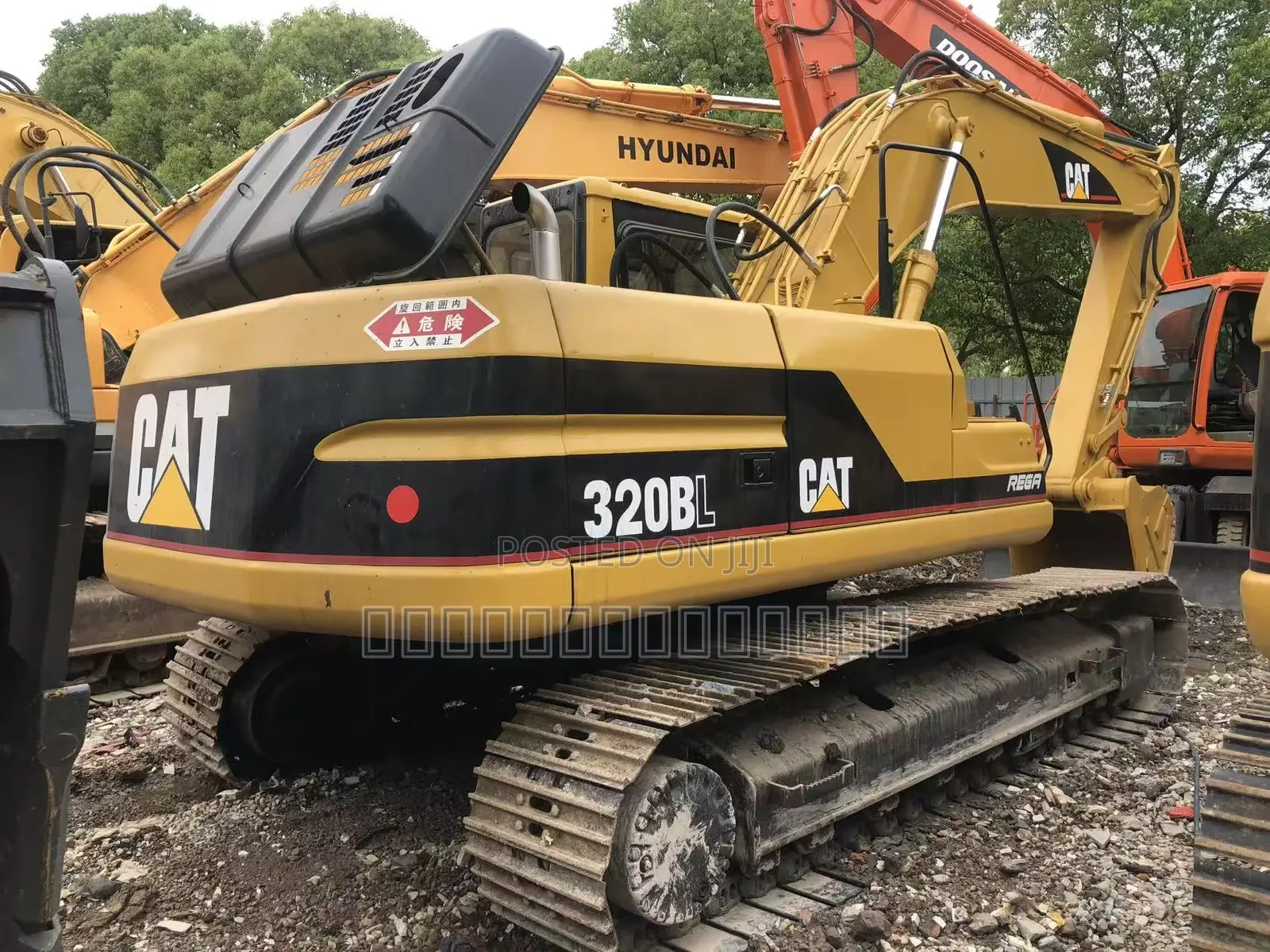 Used Good Condition 320BL
