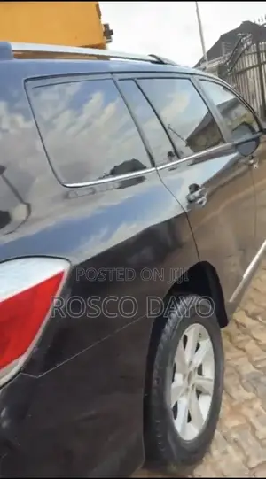 Toyota Highlander 2012 Black