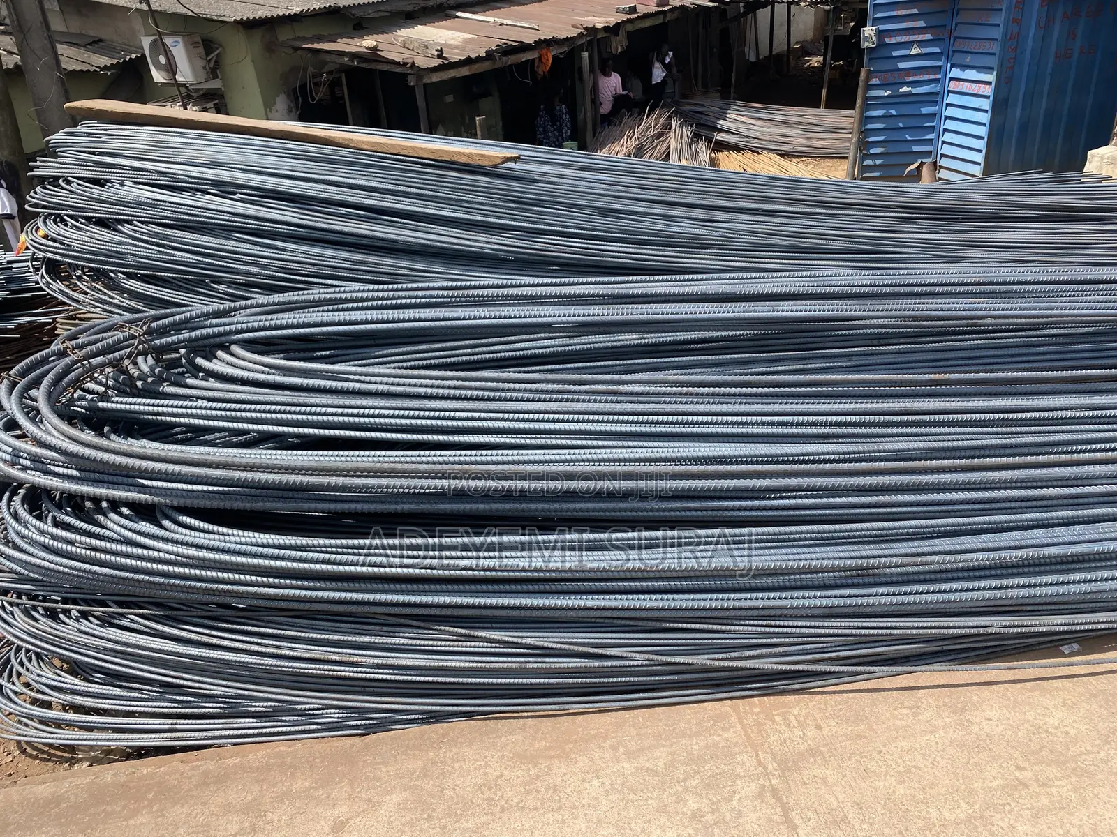 Standard TMT and Ordinary Iron Rod