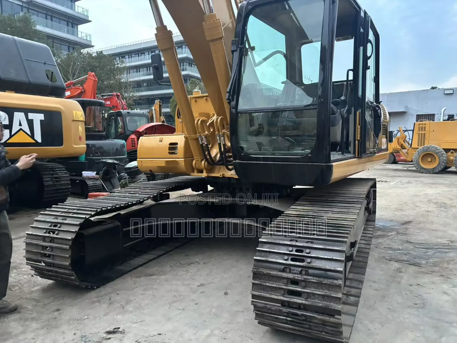 Used Caterpillar 320c