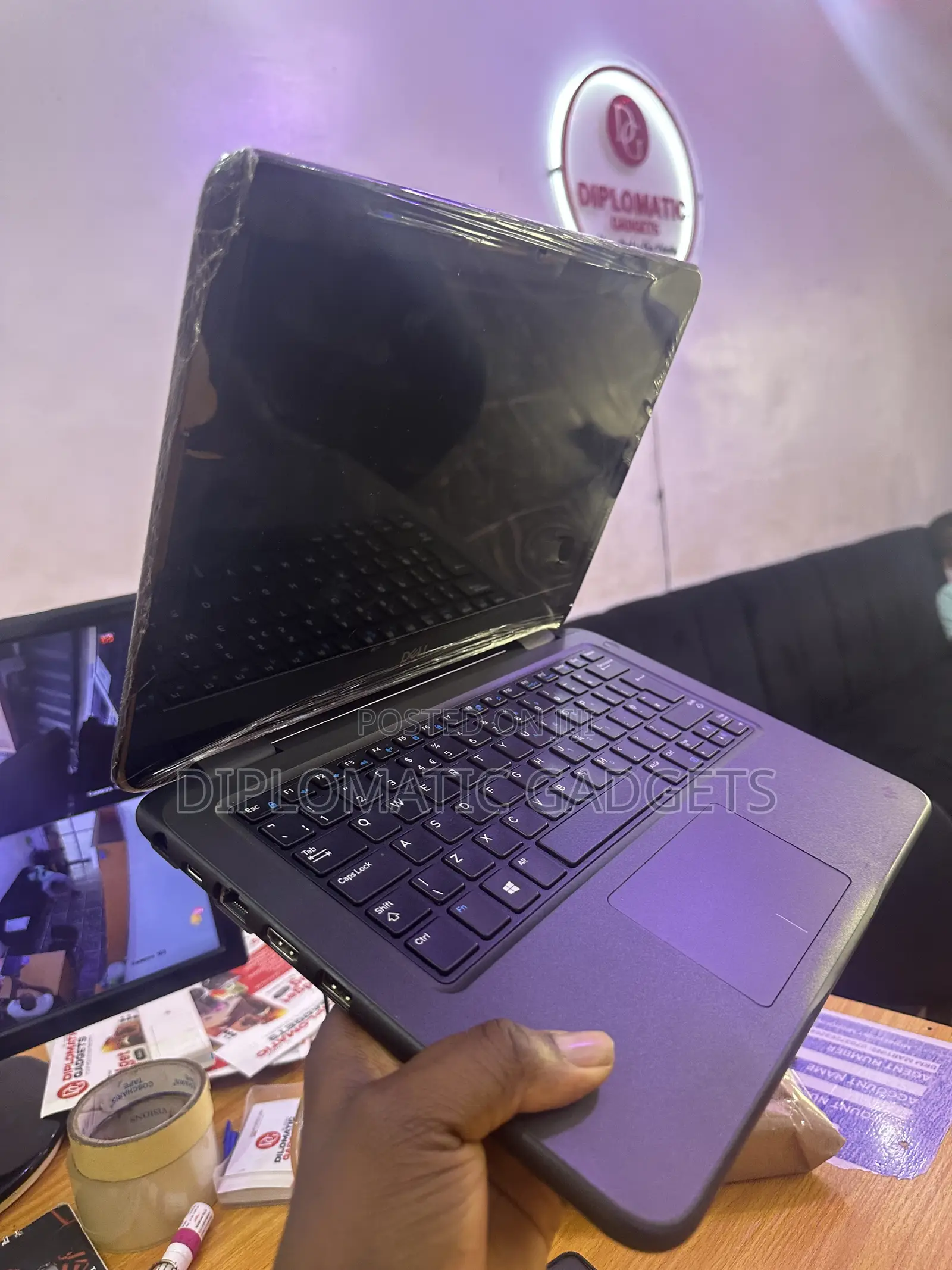 Laptop Dell Latitude 3310 4GB Intel Core i3 SSD 128GB