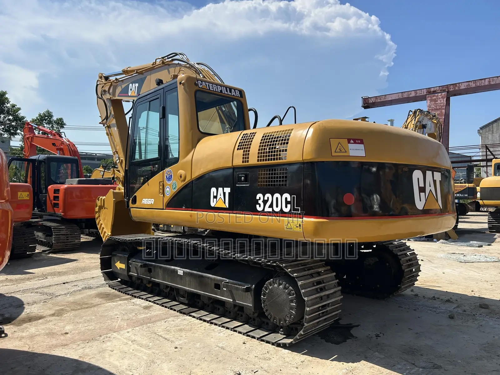 Used Good Condition Caterpillar 320cl