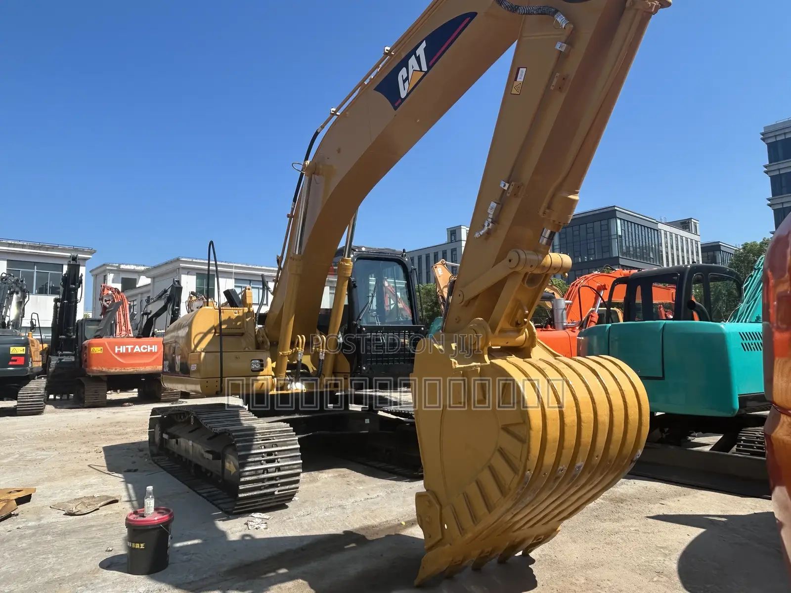 Used Good Condition Caterpillar 320cl