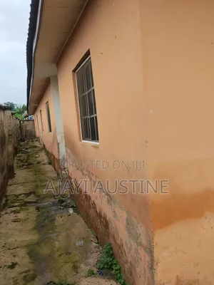 2bdrm Block of Flats in Ajipowo Estate, Ondo, Akure for sale