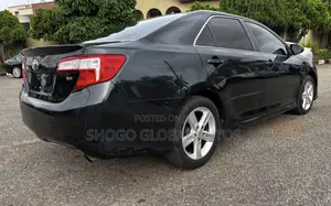 Toyota Camry SE 4dr Sedan (2.5L 4cyl 6A) 2014 Black