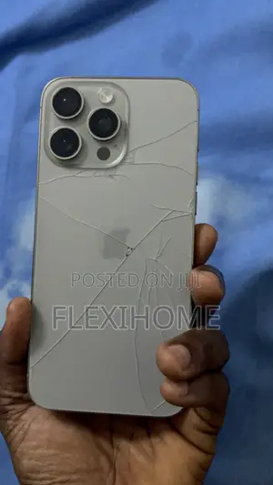 Apple iPhone 15 Pro Max 512 GB Gray