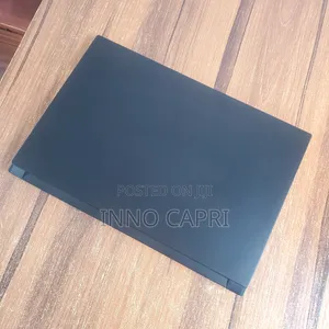 Laptop MSI GS66 Stealth 10UE 16GB Intel Core i7 SSD 1T