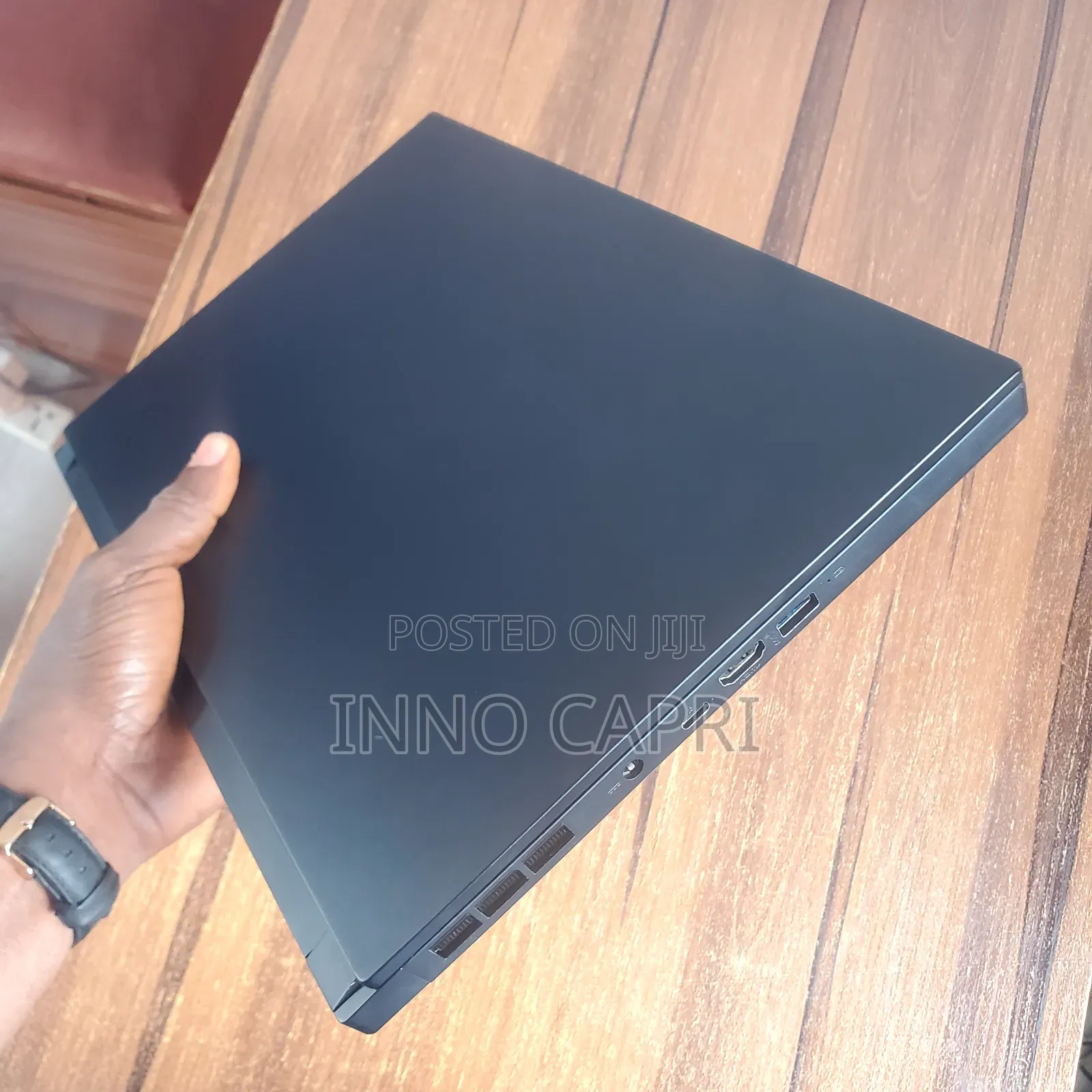 Laptop MSI GS66 Stealth 10UE 16GB Intel Core i7 SSD 1T
