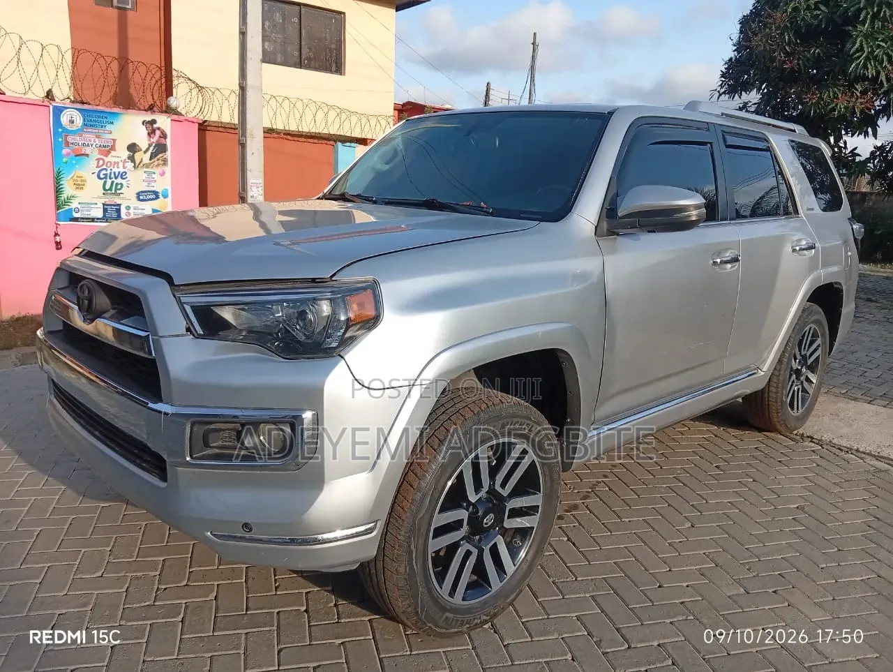 Toyota 4-Runner 2015 Silver