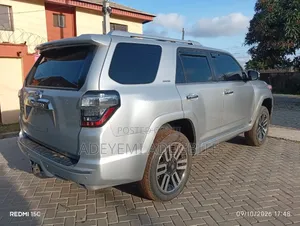 Toyota 4-Runner 2015 Silver