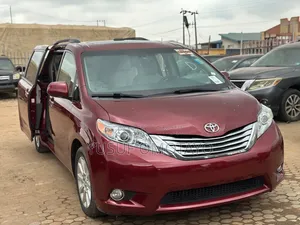 Toyota Sienna Limited 7 Passenger 2011 Red