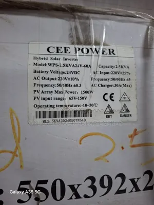 2.5kva/24v Cee Power Hybrid Inverter