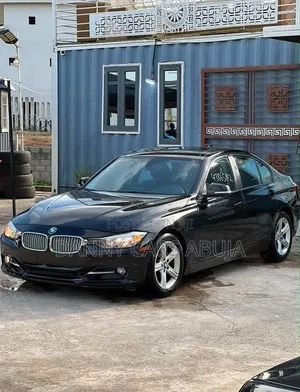 BMW 320i 2013 Black