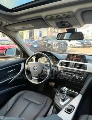 BMW 320i 2013 Black