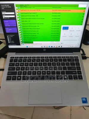 New Laptop HP 240 8GB Intel Core i3 SSD 512GB