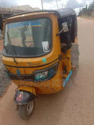 TVS King Deluxe Plus iTouch Start 2021 Yellow