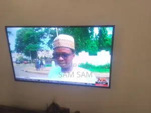 TCL 55 Inches TV Set