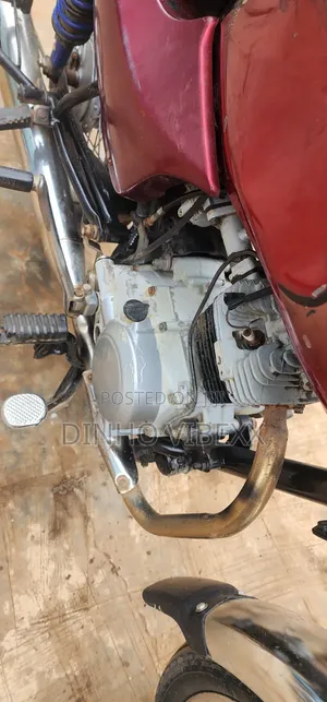 Bajaj Boxer 2022 Red