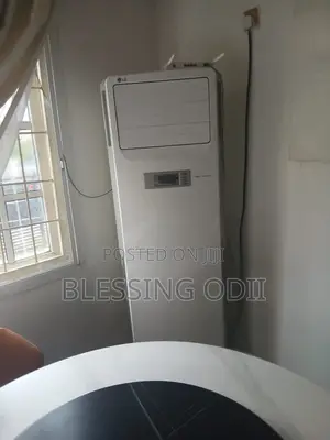 LG 2.5hp Standing Smart Inverter AC 3months Use