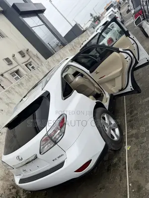 Lexus RX 350 FWD 2013 White