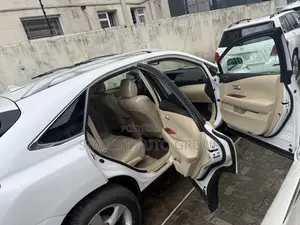 Lexus RX 350 FWD 2013 White