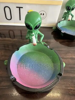 Alien Ashtray