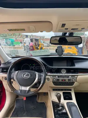 Lexus ES 2013 Red