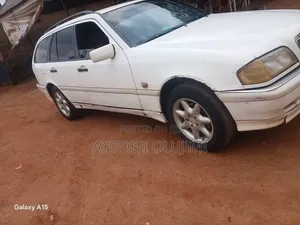 Mercedes-Benz M Class 2002 White