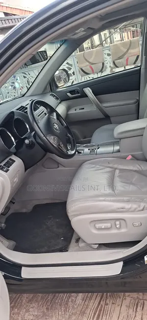 Toyota Highlander 2009 Gray