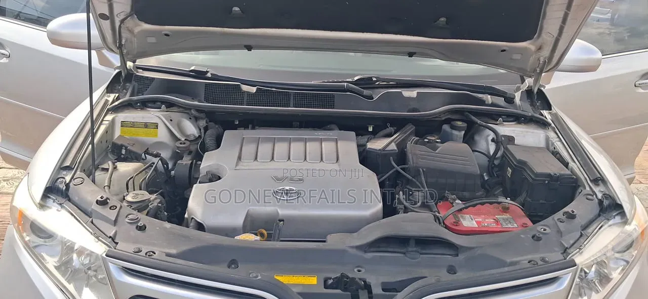 Toyota Venza 2012 Silver