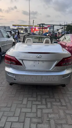 Lexus IS 250 C 2010 Silver
