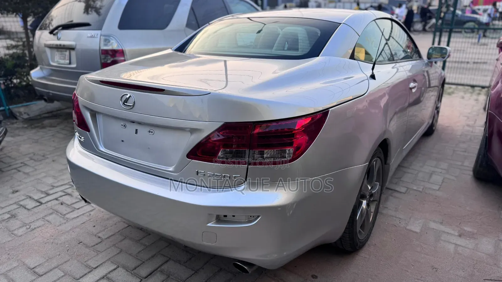 Lexus IS 250 C 2010 Silver
