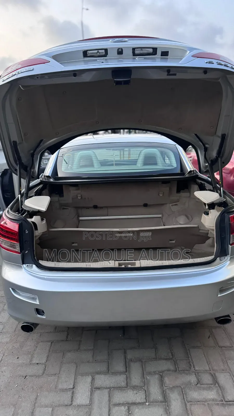 Lexus IS 250 C 2010 Silver