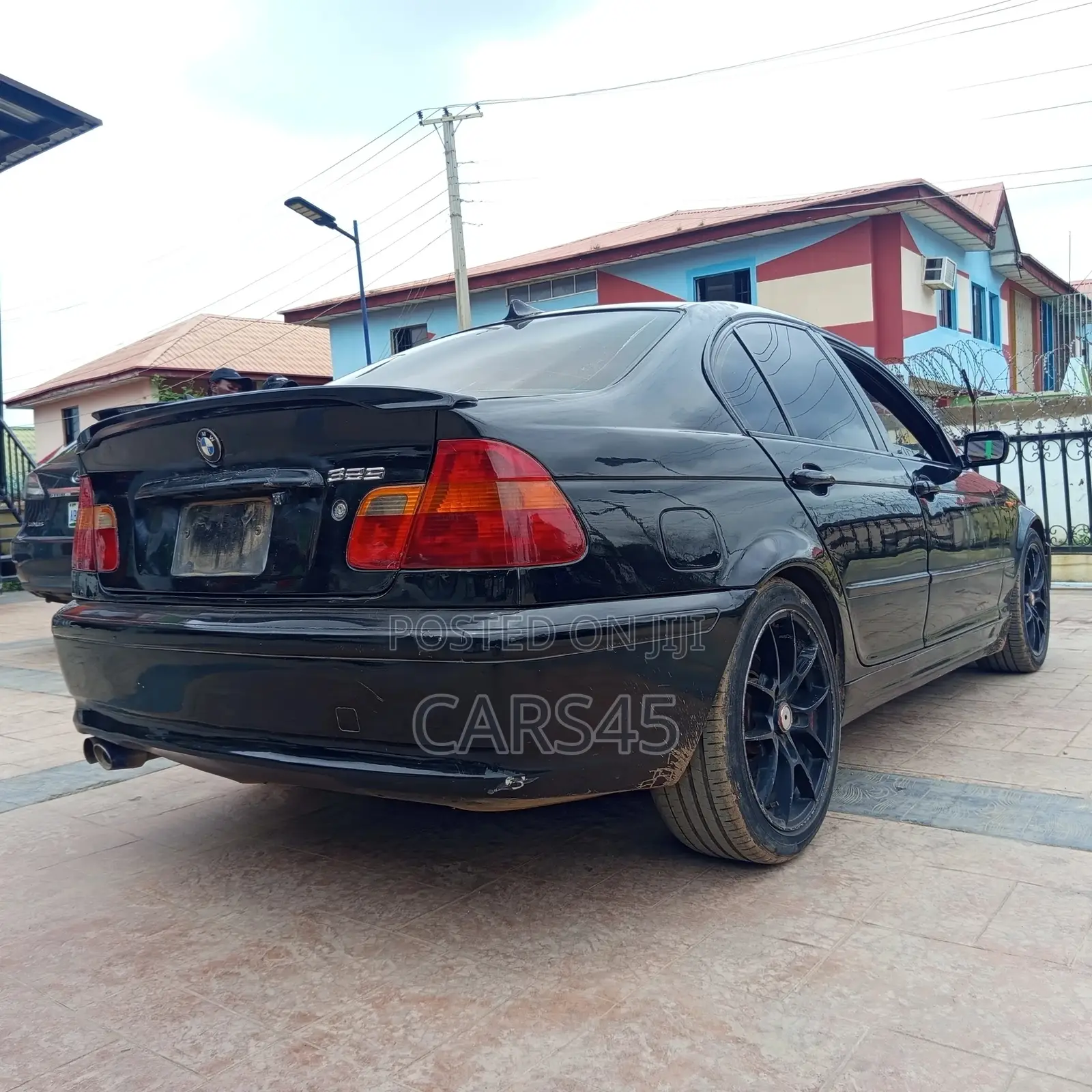 BMW 325i 2002 Black