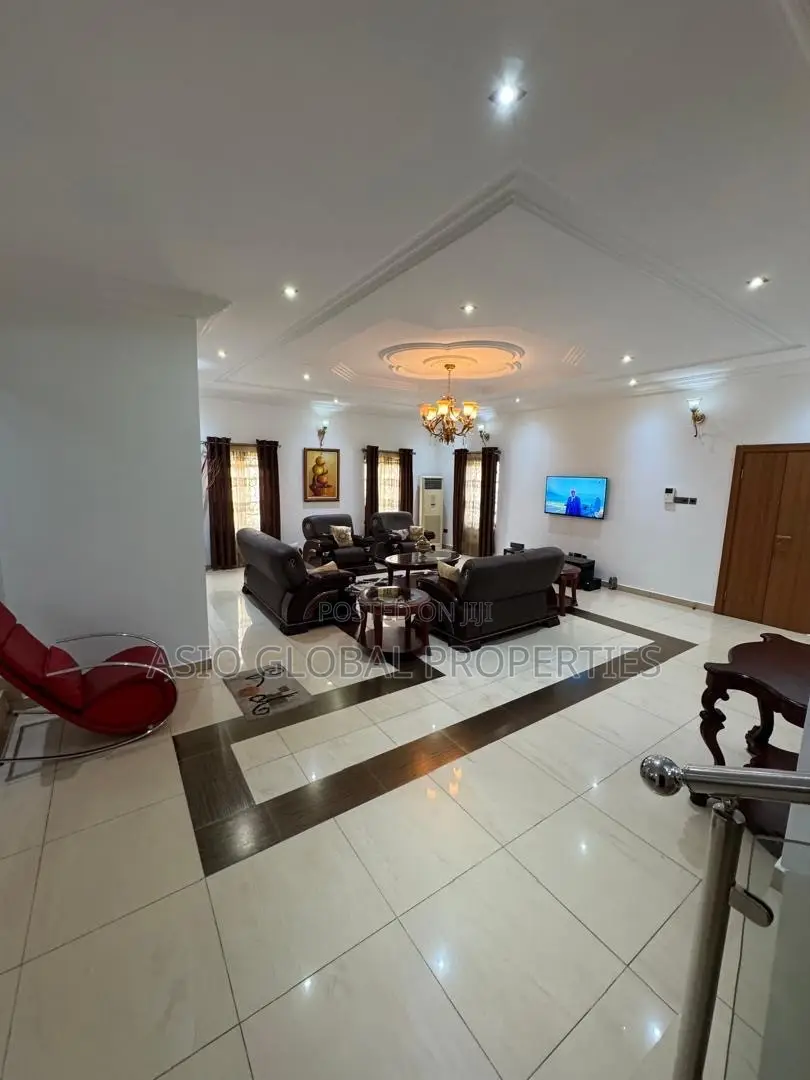 3/4-Bedroom Self Compound Duplex | Magodo GRA Phase 2.